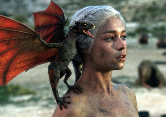 Geister statt Drachen: Emilia Clarke in "Game of Thrones"